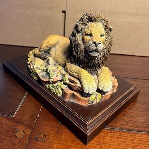 Goebel Saphir Figure Serie Serengeti Lowe Lion Limited Edition # 118 Rare!!!